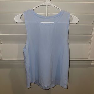 super cute and comfy lululemon top
